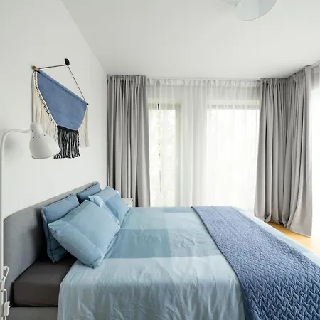 Beautiful New 3br In Great Location Apartman *