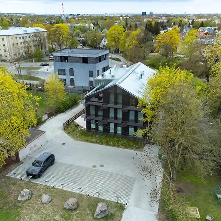 Apartment Beautiful New 3br In Great Location *