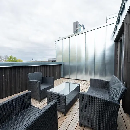 Beautiful New 3br In Great Location Apartment